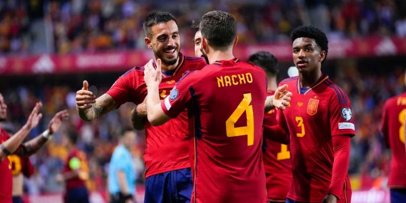 La Roja cần thi đấu tốt trước Ý và Croatia để chắc chắn đi tiếp